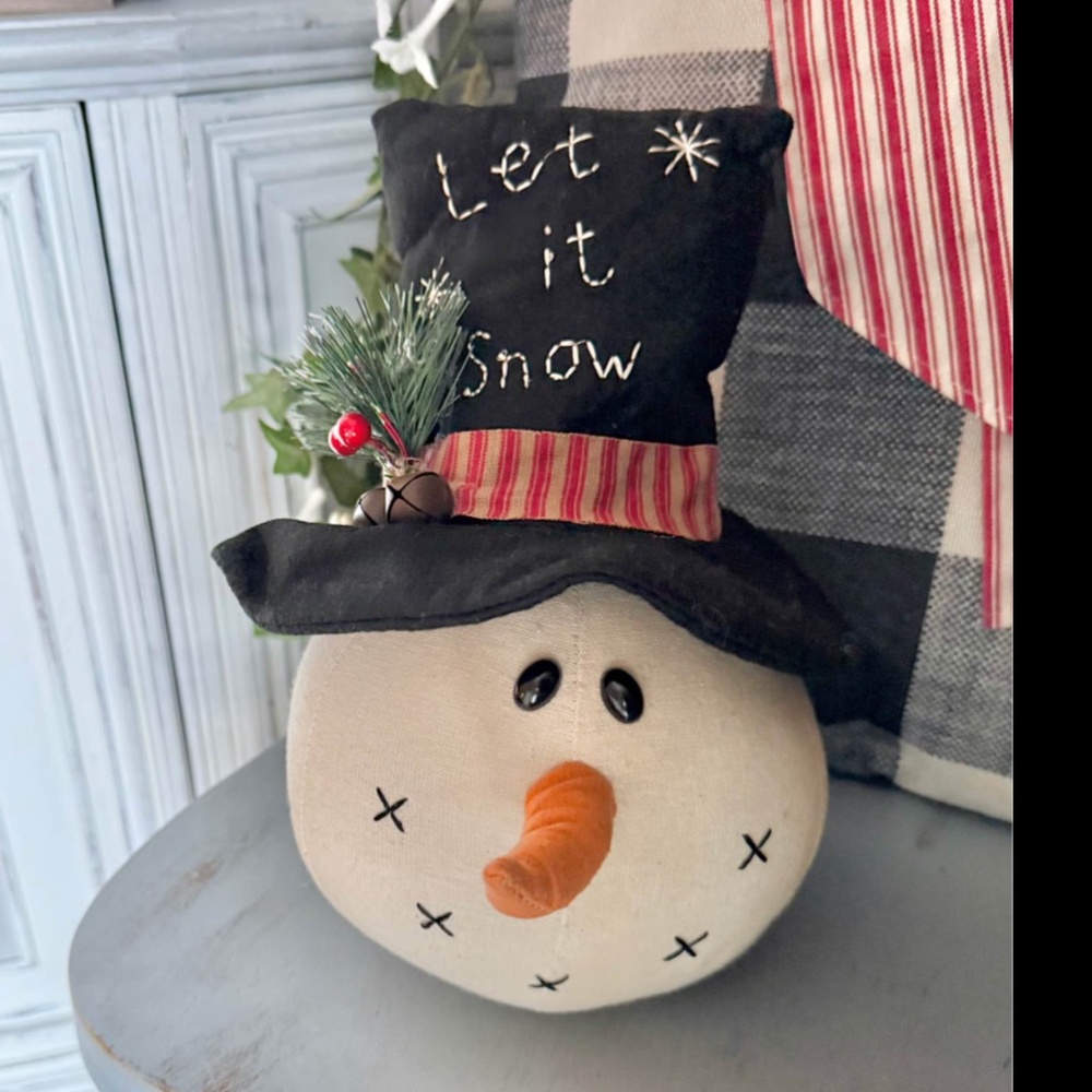 Primitive Farmhouse Snowman